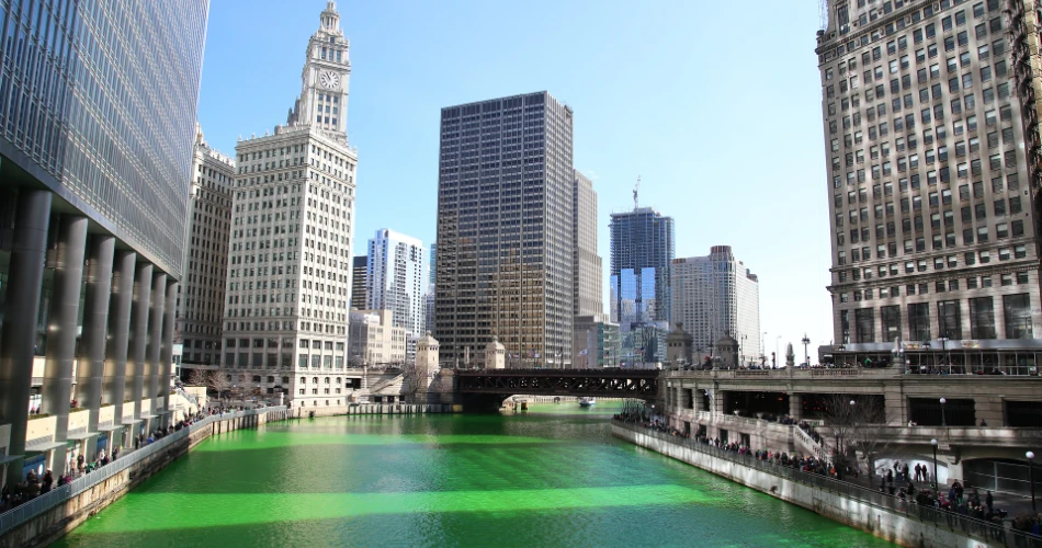 10 Things You Should Absolutely Do on The Chicago Riverwalk