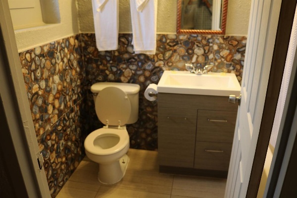 Miami Inn & Suites image 23